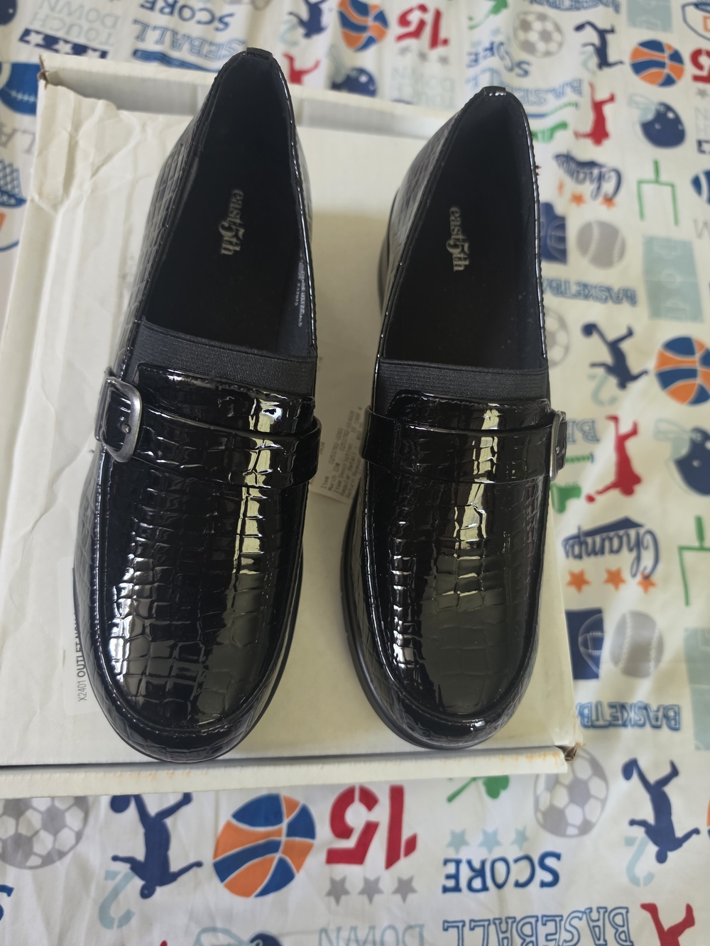 East 5th Women's Loafers - Size 8.5W - Black Faux Leather Croc Patent